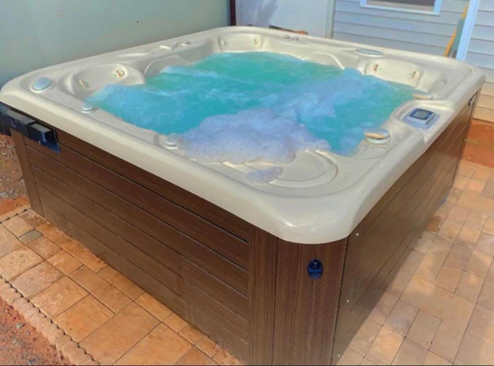 Stylish 4B 3B -King Bed- Jacuzzi Villa Charlotte Bagian luar foto